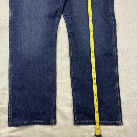 Wrangler Men's Weather Anything Legacy Straight Fit Jeans Size 36x30 - Picture 5 of 12